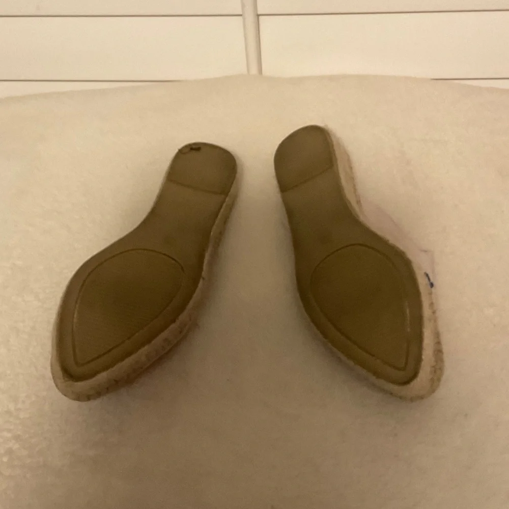 Floral Embroidered Espadrille Mules